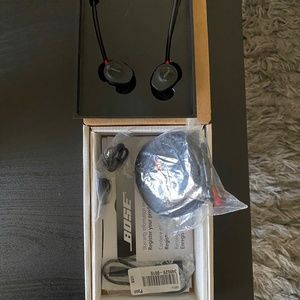Bose Soundsport Pulse Wireless Headphones